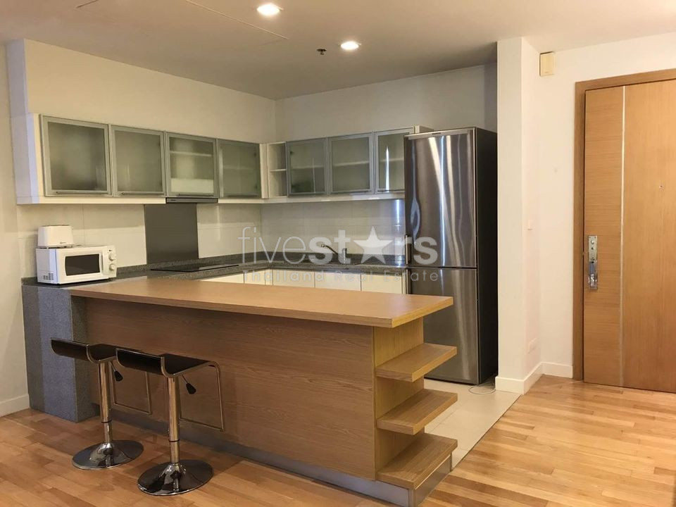 Large 1 bedroom condo for rent in Asoke area, photo 3
