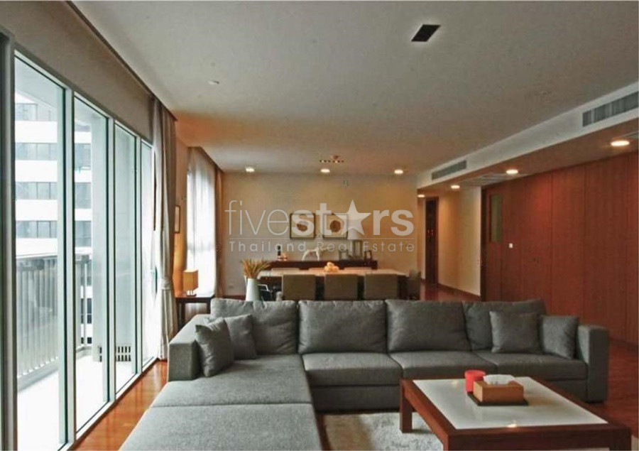 Pet friendly apartment 3 bedrooms close to BTS Asoke