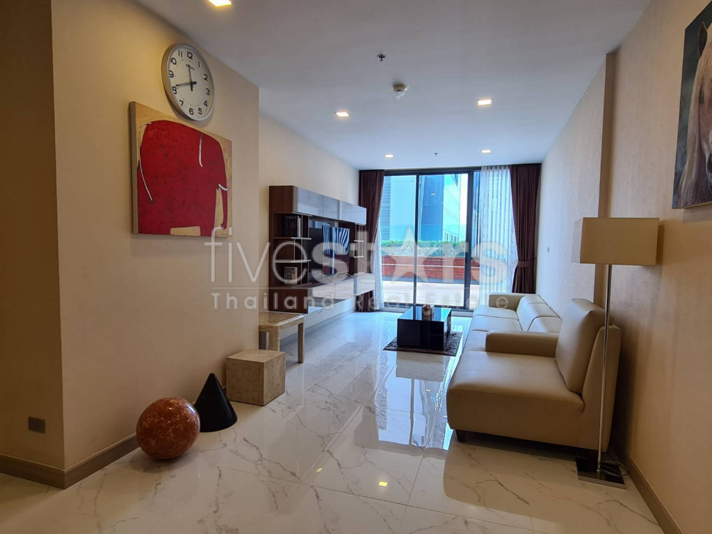 Condo de 3 chambres à louer sur Nana à Asoke, photo 2