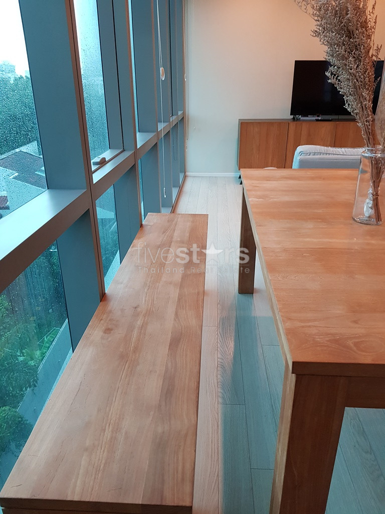 Condo en duplex de 2 chambres à louer près de la station de MRT Sukhumvit, photo 5