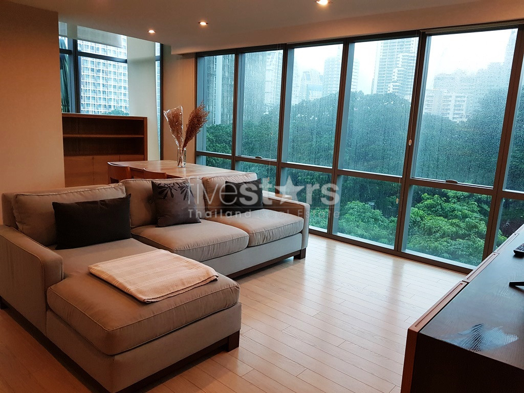 Condo en duplex de 2 chambres à louer près de la station de MRT Sukhumvit, photo 2
