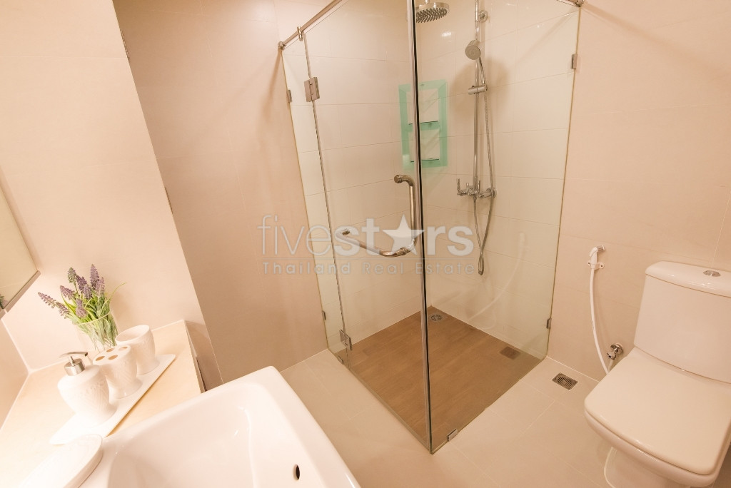 2 chambres récemment rénovées à louer sur Asoke, photo 9