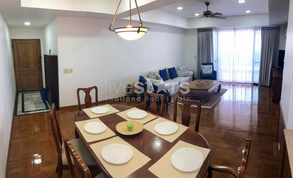 2-bedroom condo for sale a mere 300m from BTS Nana!, photo 9
