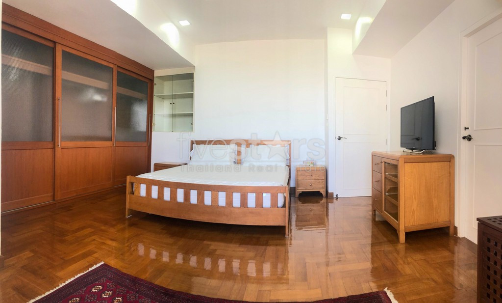 2-bedroom condo for sale a mere 300m from BTS Nana!, photo 15