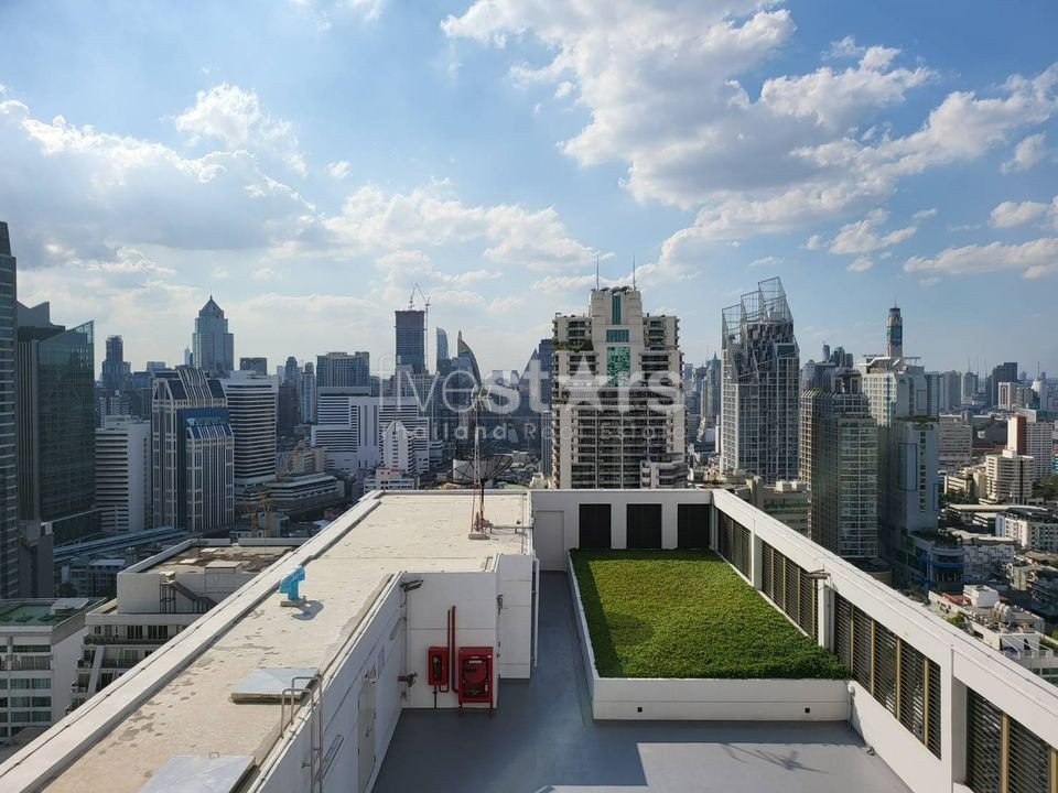 Modern 2 bedroom condo in Asoke area, photo 15