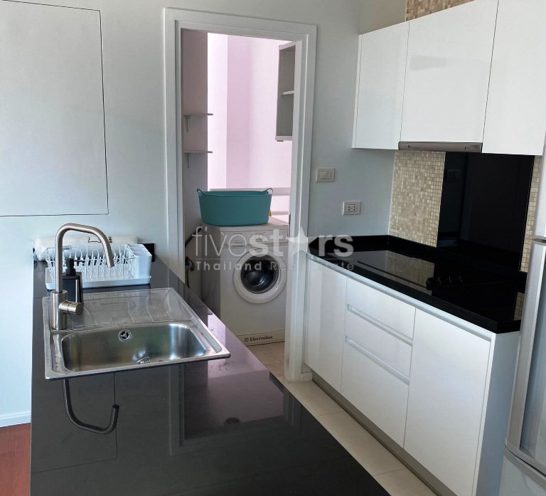 Condo de 2 chambres à louer près de la station de MRT Sukhumvit, photo 12