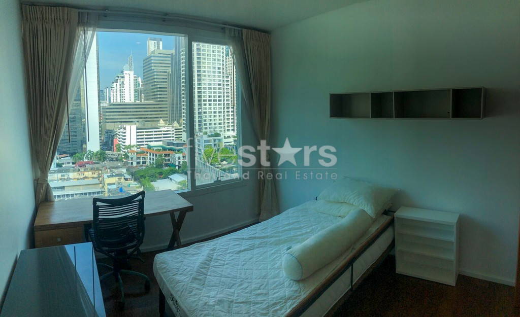 Appartement 2 chambres spacieux proche BTS Asoke et MRT Sukhumvit, photo 13