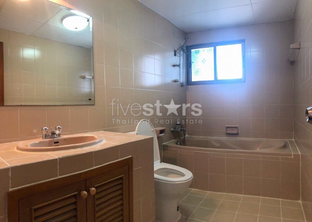 Appartement de 3 chambres spacieux à vendre proche BTS Asok, photo 18