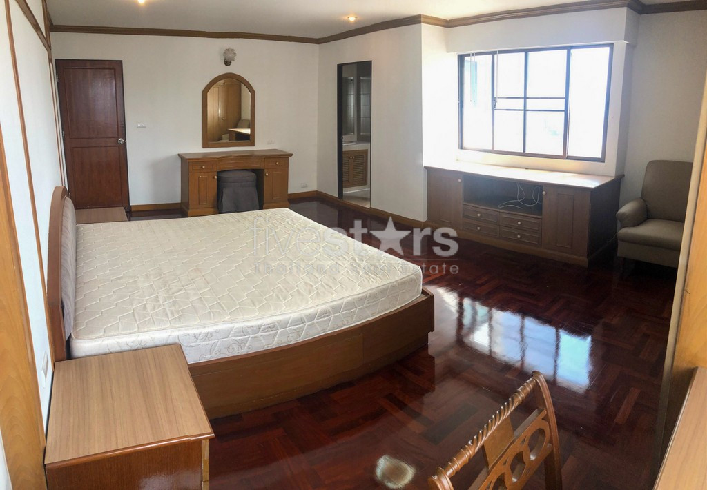 Appartement de 3 chambres spacieux à vendre proche BTS Asok, photo 11