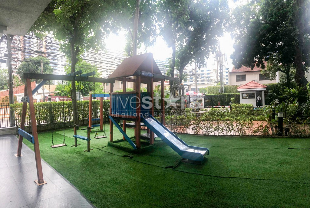 Appartement de 3 chambres spacieux à vendre proche BTS Asok, photo 20