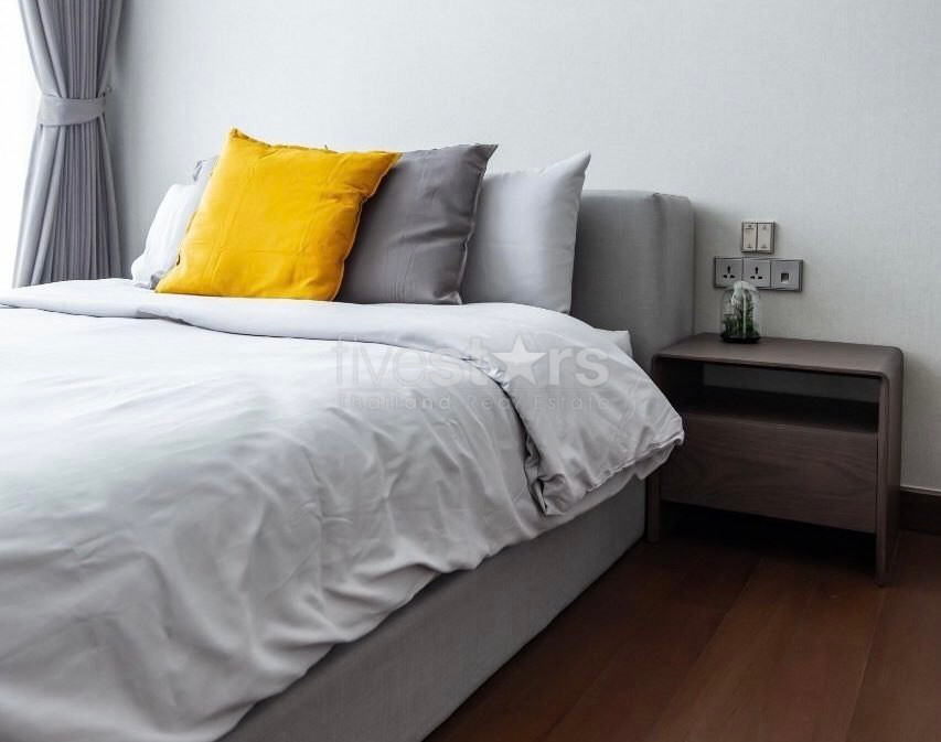 Condo moderne de 2 chambres à vendre près de la station Nana BTS, photo 5