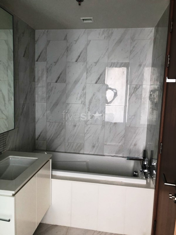 Condo moderne de 2 chambres à louer à Nana, photo 11