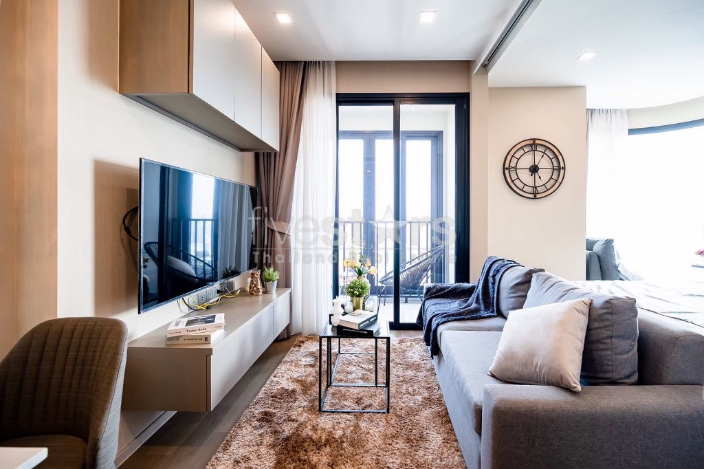 Condo moderne 1 chambre à louer près de la station Asoke BTS, photo 2
