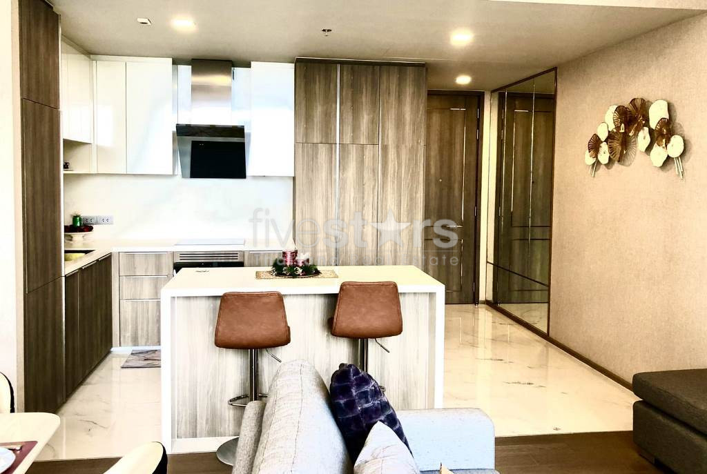 Condo moderne de 2 chambres à louer près de la station de MRT Sukhumvit, photo 3
