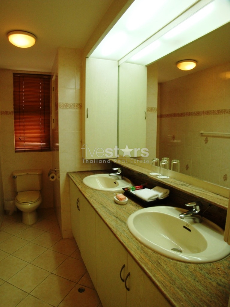 Penthouse 2 chambres jardin privé à vendre proche de la station Nana BTS, photo 14