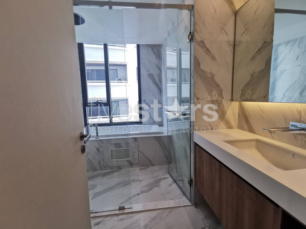 Condo neuf de 2 chambres à louer à proximité de la station Asoke BTS, photo 11