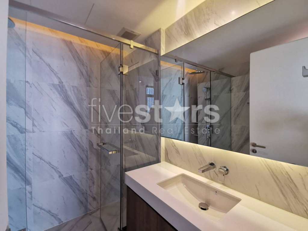 Condo neuf de 2 chambres à louer à proximité de la station Asoke BTS, photo 12