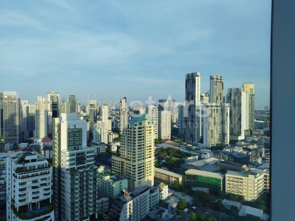 Appartement de 2 chambres + bureau à louer à Asoke, Vue Benchakitti, photo 4