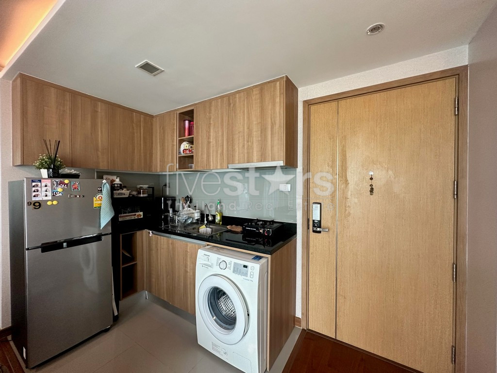 Appartement de 2 chambres avec locataire à vendre dans le quartier de Sukhumvit, photo 5
