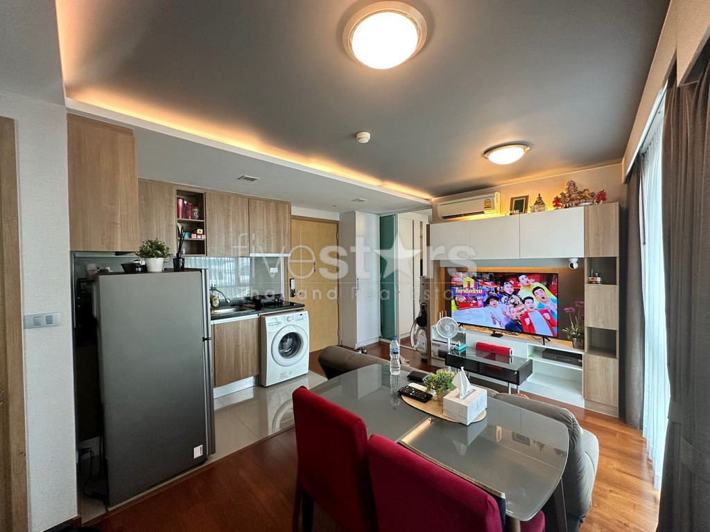 Appartement de 2 chambres avec locataire à vendre dans le quartier de Sukhumvit, photo 2