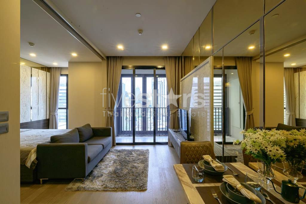 Condo moderne 1 chambre à louer près de la station Asoke BTS