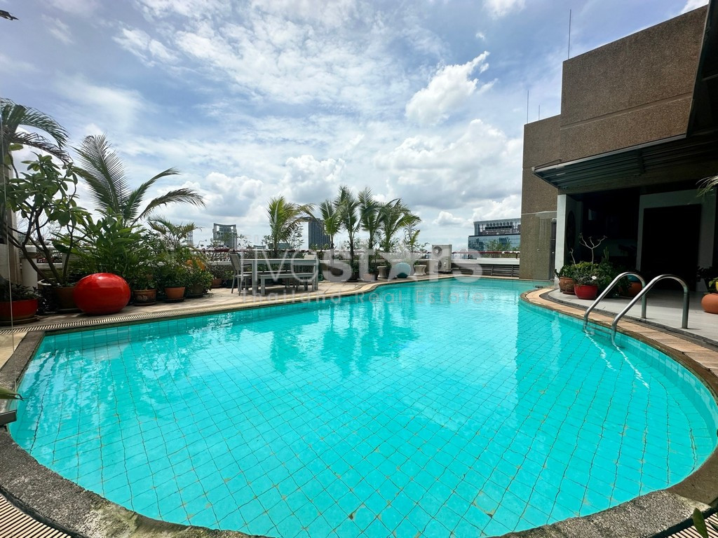 Penthouse 3 chambres avec piscine à vendre quartier Asoke, photo 2