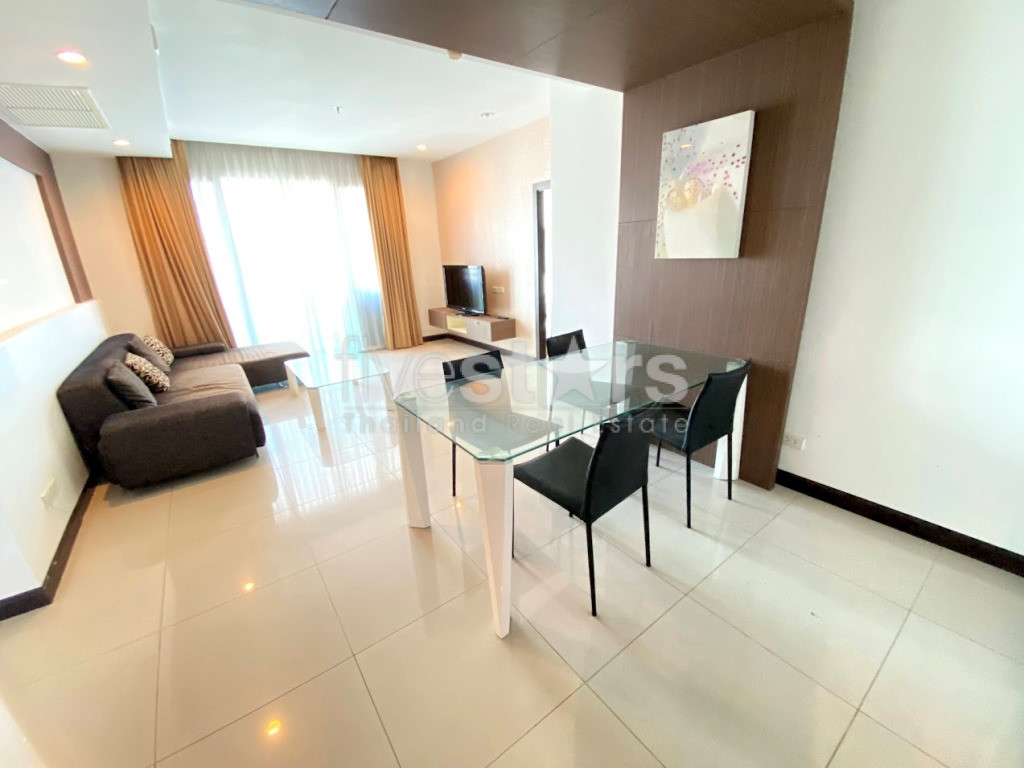 Condo de 2 chambres à louer près de la station Nana BTS, photo 3