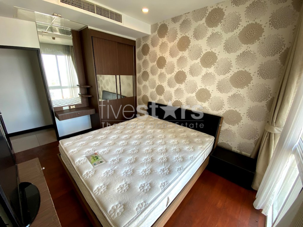 Condo de 2 chambres à louer près de la station Nana BTS, photo 5