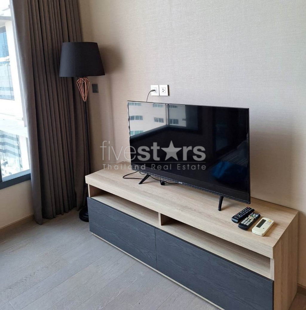 Condo 1 chambre à louer sur Asoke
