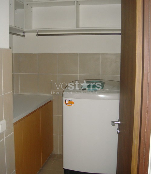 Condo de 2 chambres à louer sur la route Asoke à Ratchdaphisek, photo 15