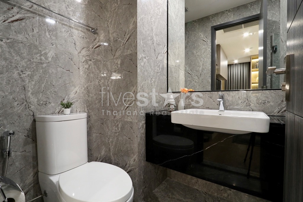 Condo moderne 1 chambre à louer près de la station Asoke BTS, photo 23