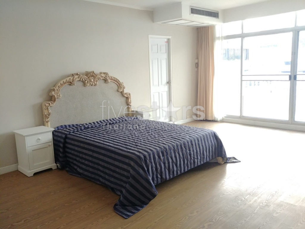 Condo de 4 chambres à louer près de la station BTS Asoke, photo 4