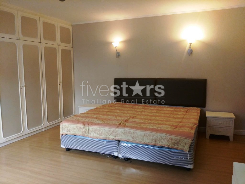 Condo de 4 chambres à louer près de la station BTS Asoke, photo 8