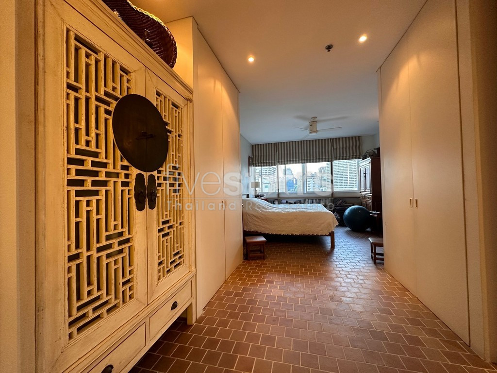 2-bedroom spacious and quiet condo for sale close to BTS Nana, photo 14
