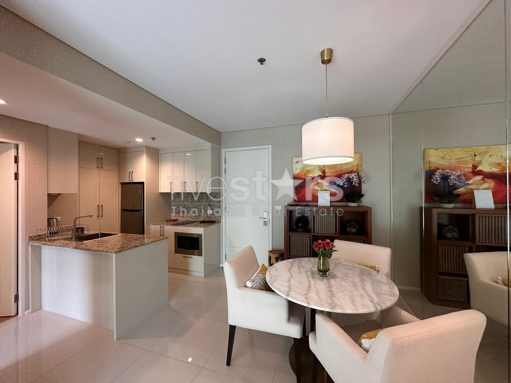 Appartement d'une chambre haut en étage à vendre proche MRT Petchaburi, photo 5