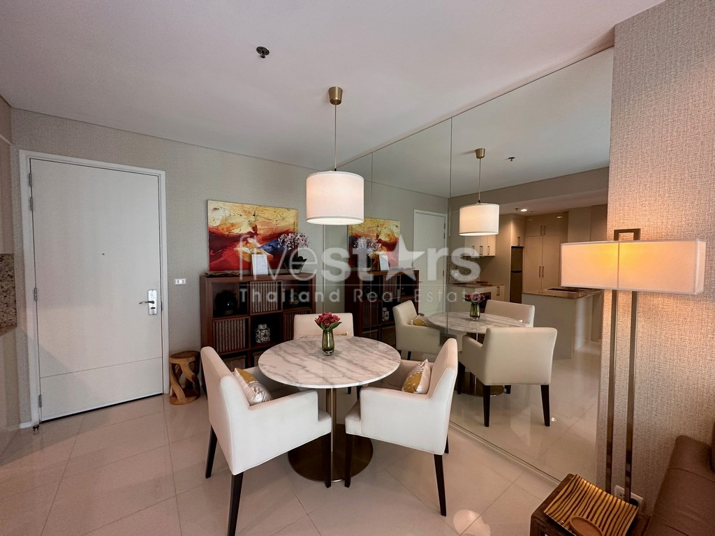 Appartement d'une chambre haut en étage à vendre proche MRT Petchaburi, photo 4
