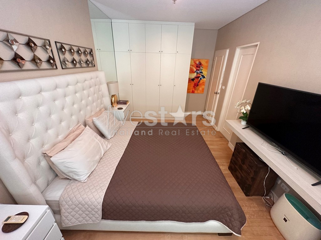 Appartement d'une chambre haut en étage à vendre proche MRT Petchaburi, photo 12