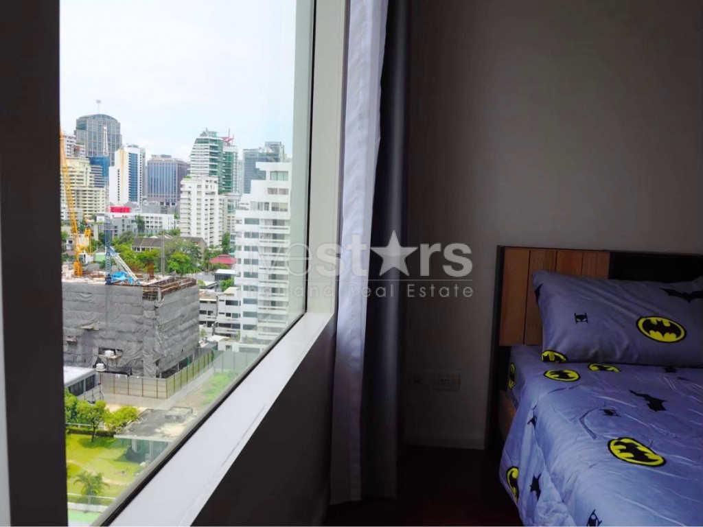 Condo spacieux de 2 chambres à vendre près du BTS Asoke, photo 10