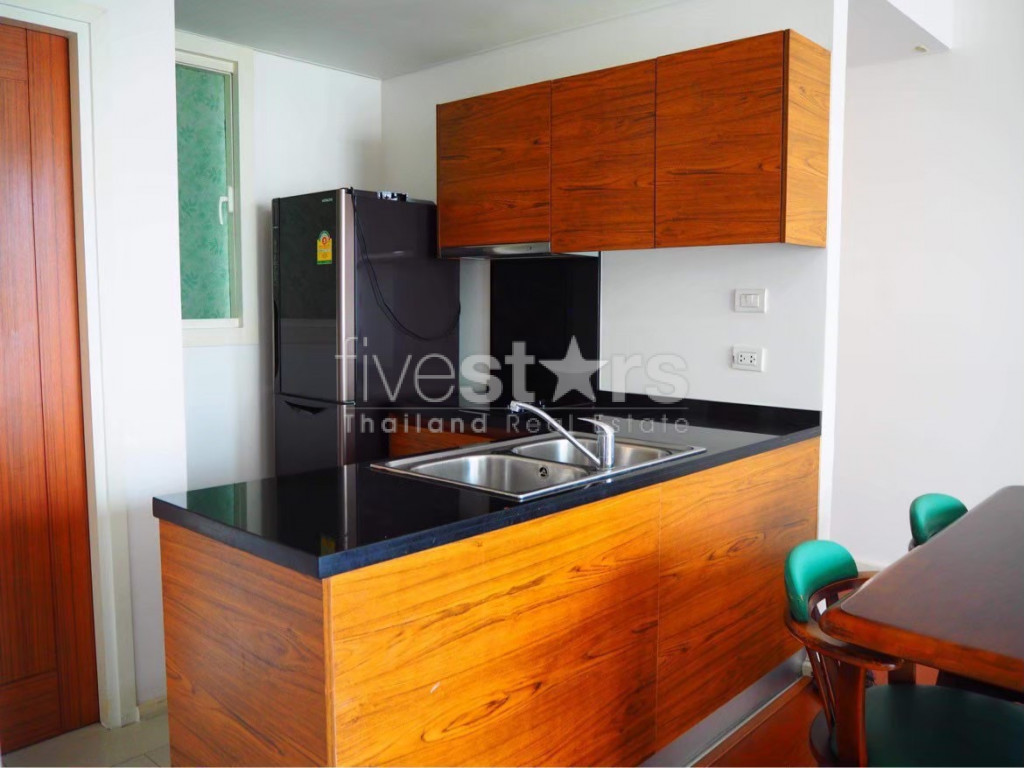 Condo spacieux de 2 chambres à vendre près du BTS Asoke, photo 6