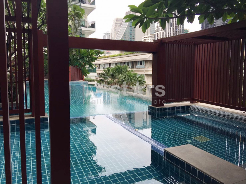 Condo spacieux de 2 chambres à vendre près du BTS Asoke, photo 11