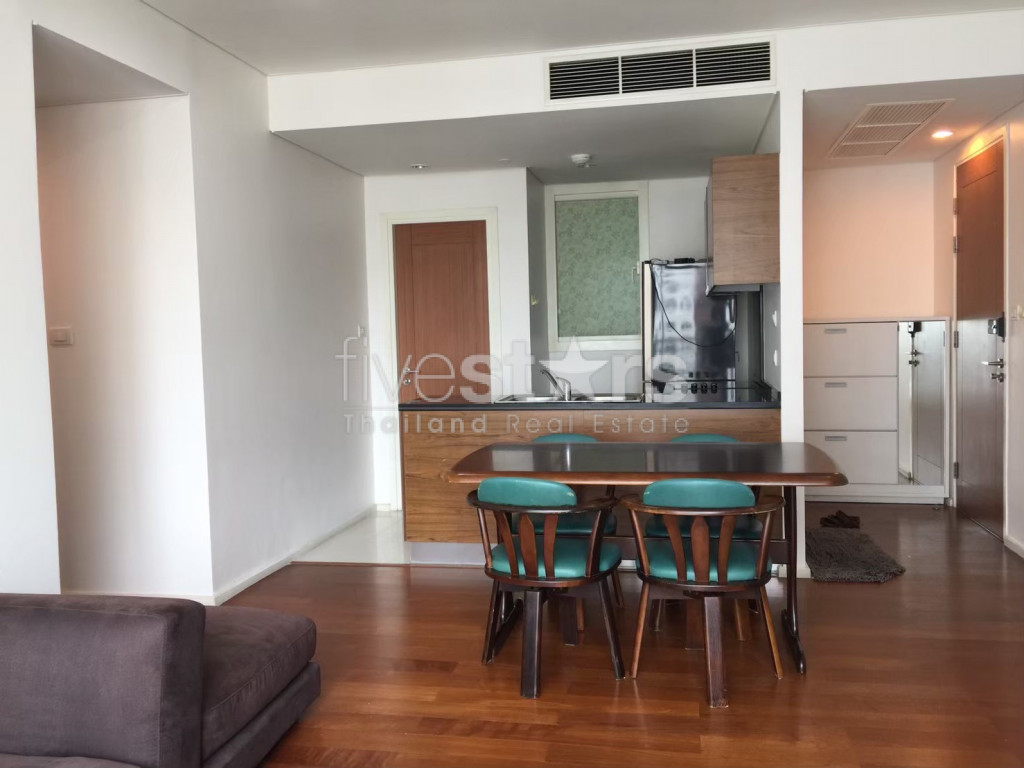 Condo spacieux de 2 chambres à vendre près du BTS Asoke, photo 2