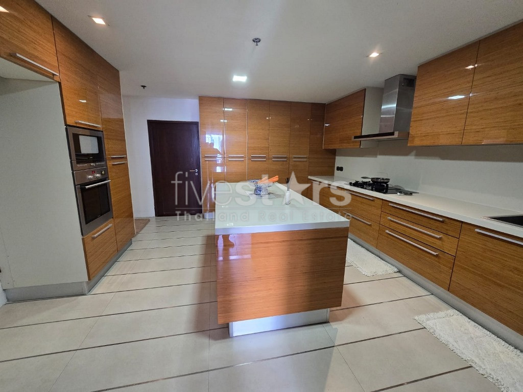 Condo spacieux de 3 chambres à louer sur Nana à Phetchaburi, photo 8