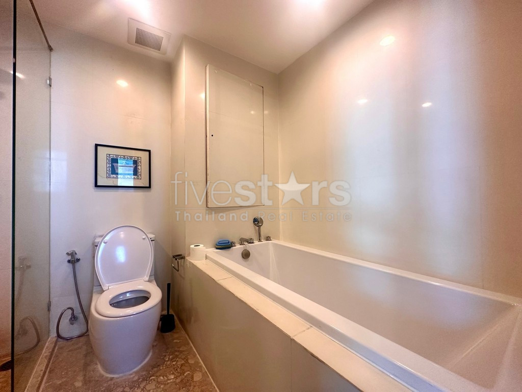 Appartement de 3 chambres spacieux à vendre proche BTS Asoke, photo 9