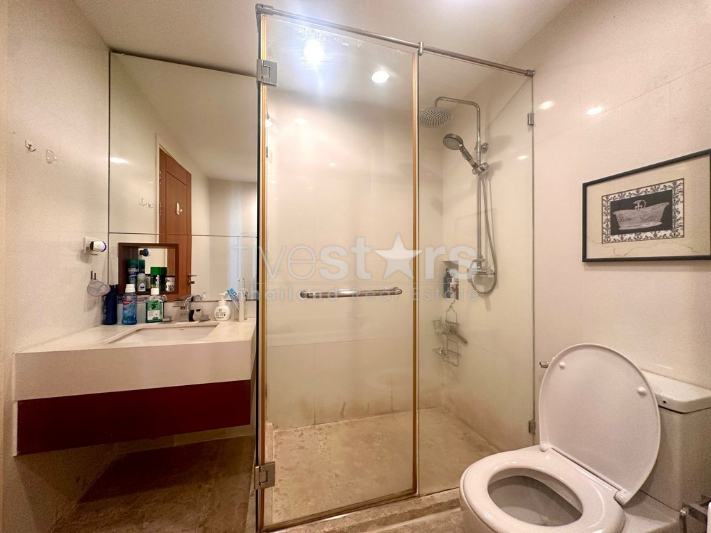 Appartement de 3 chambres spacieux à vendre proche BTS Asoke, photo 10