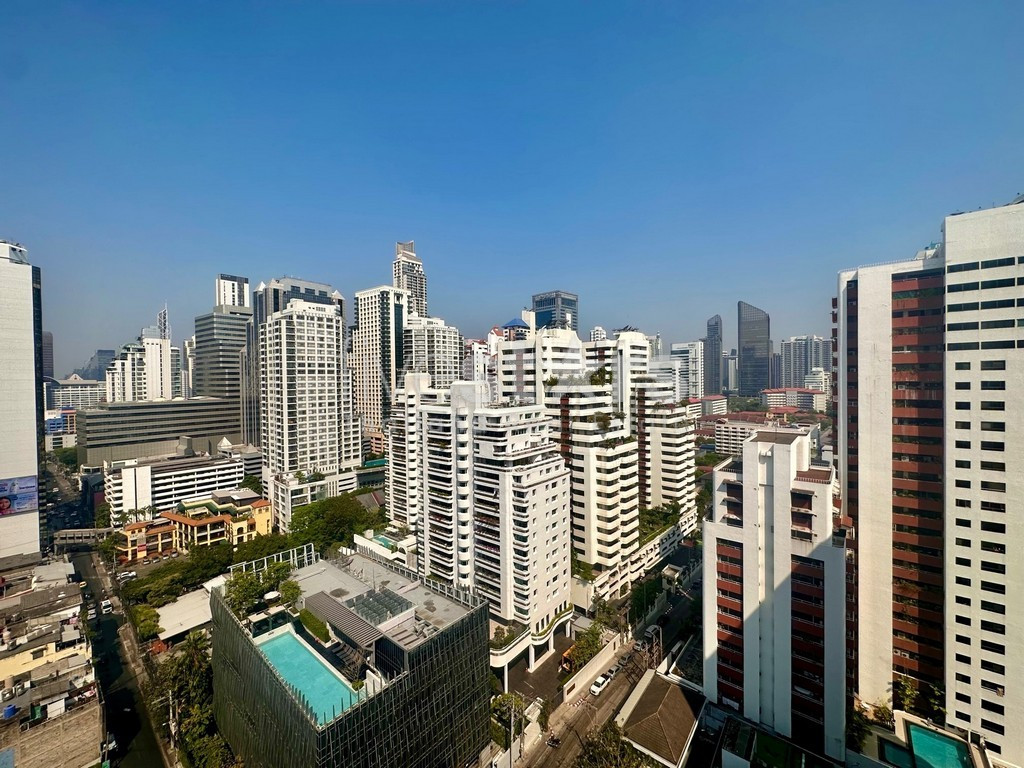 Appartement de 3 chambres spacieux à vendre proche BTS Asoke, photo 11