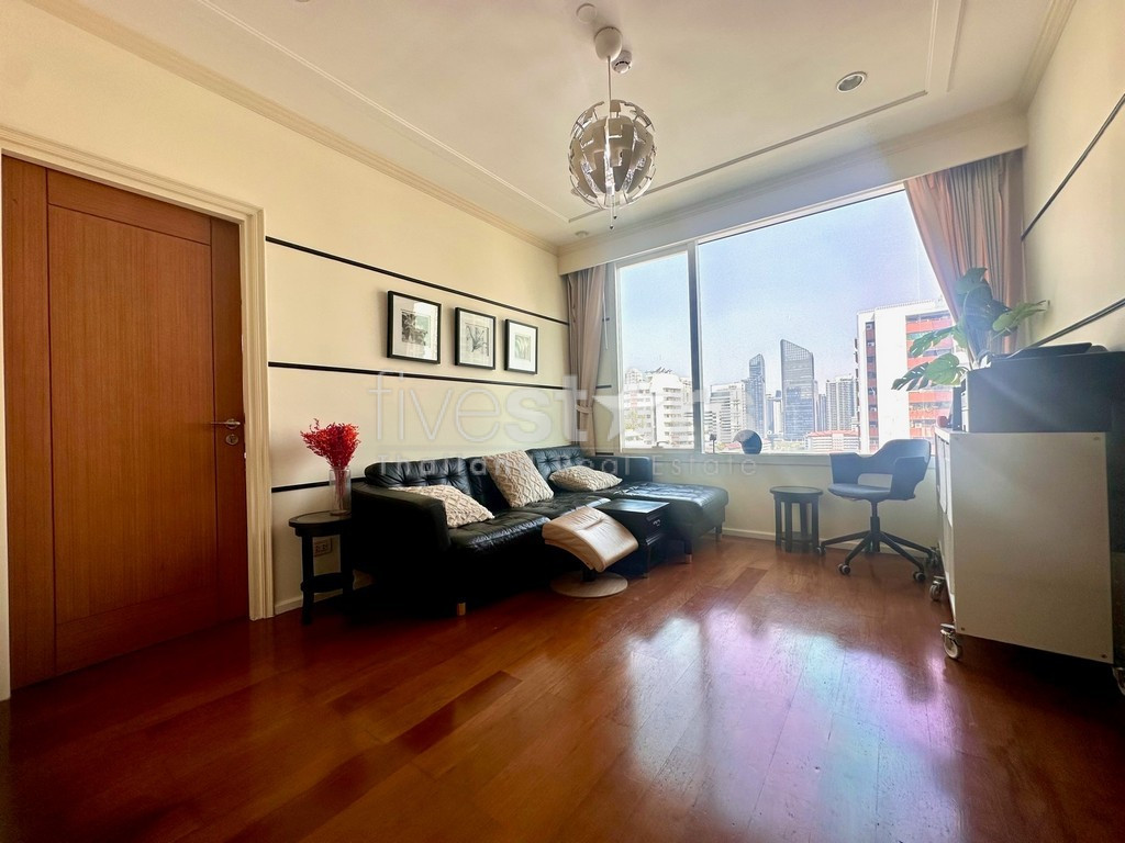 Appartement de 3 chambres spacieux à vendre proche BTS Asoke, photo 2