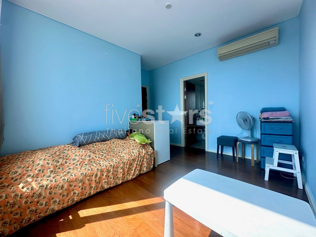 Appartement de 3 chambres spacieux à vendre proche BTS Asoke, photo 15