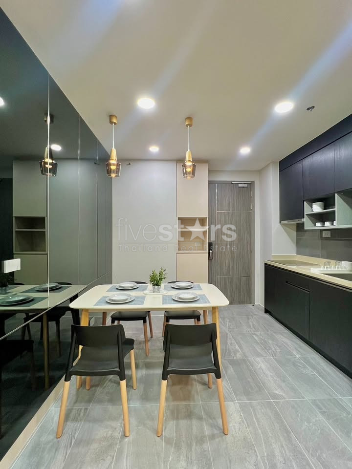 Appartement moderne de 2 chambres à vendre à Asoke, photo 4