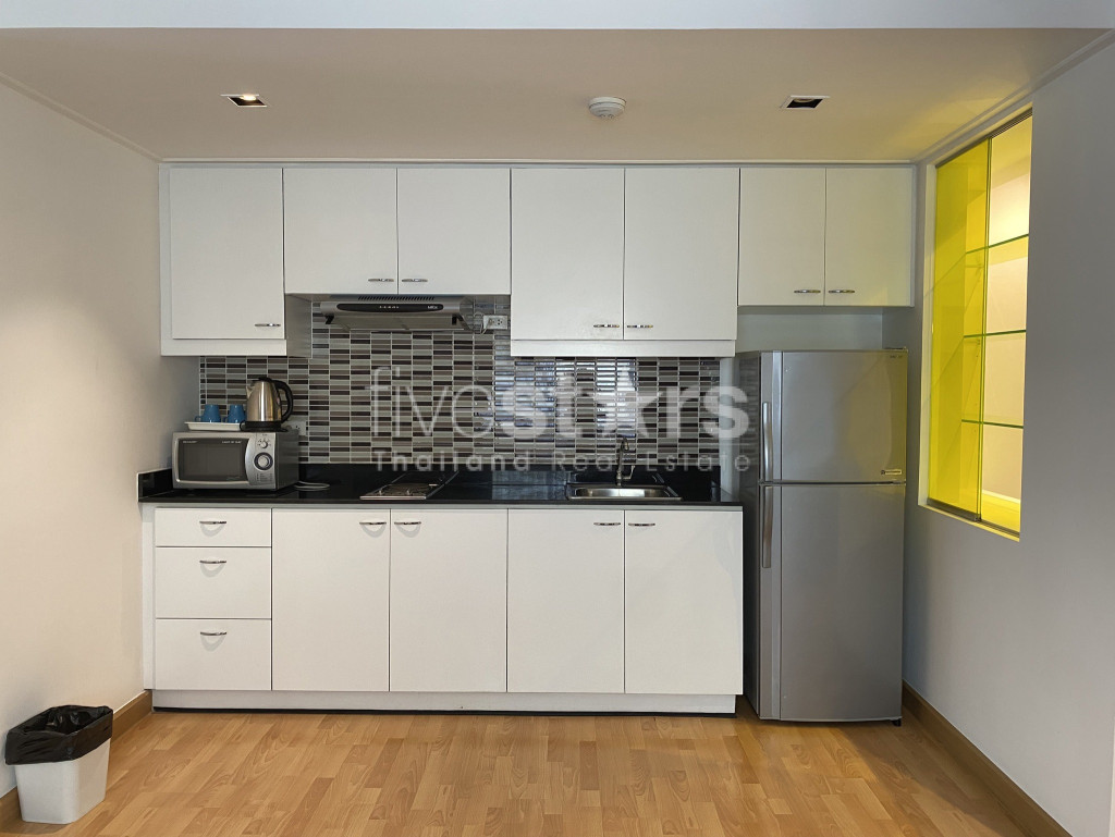 Grand appartement d'une chambre à louer dans le quartier de Nana, photo 4