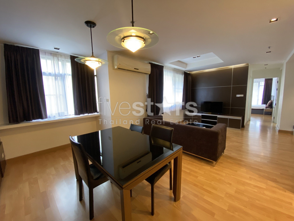 Grand appartement d'une chambre à louer dans le quartier de Nana